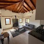 Stone House Carissa - Kizlan Apartman *