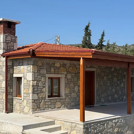 Stone House Carissa - Kizlan Apartman *