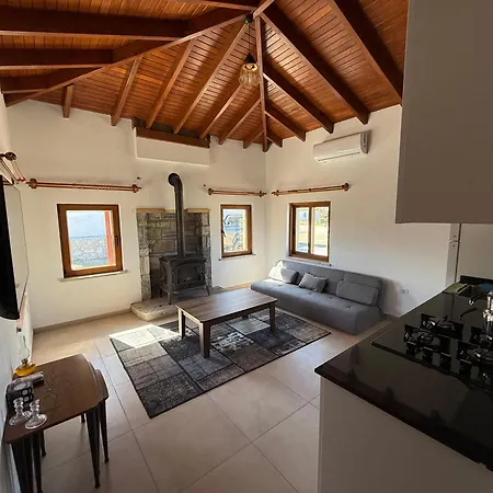 Stone House Carissa - Kizlan Apartman *